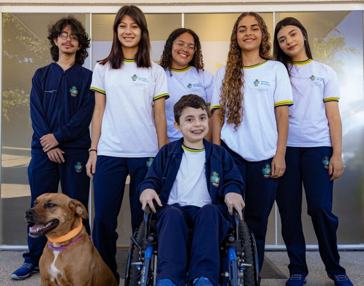 alunos-olimpiada-brasileira-de-geopolitica_seduc-1-1215×955-1